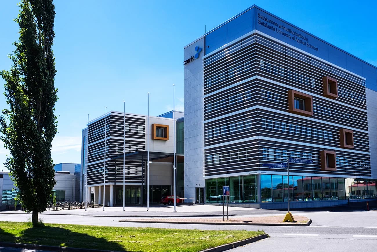 Satakunta University of Applied Sciences campus cover