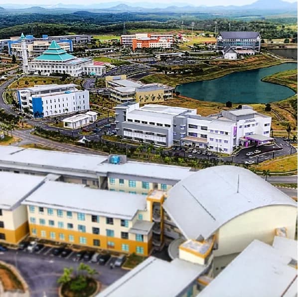 Universiti Teknikal Malaysia Melaka (UTeM) campus cover